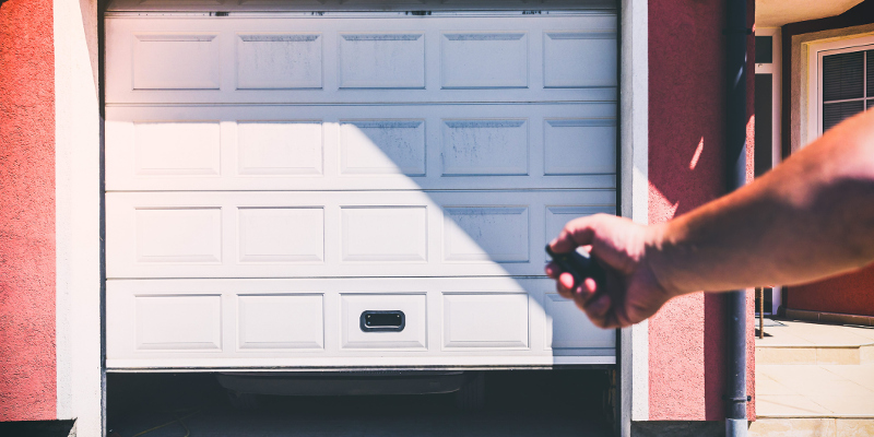 3 Reasons Why You Need a Universal Garage Door Remote